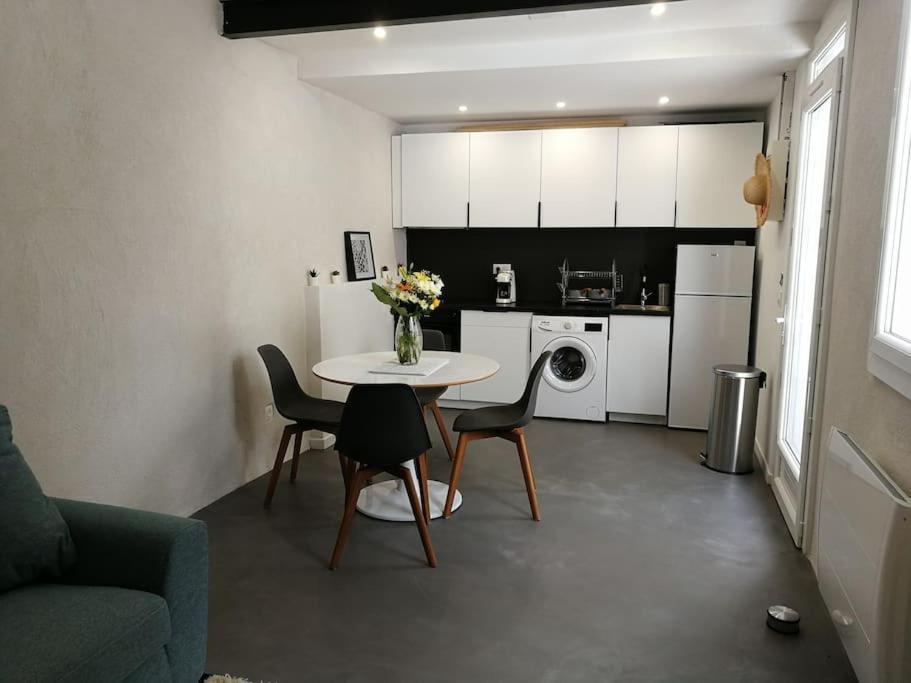 Villa Au Calme Avec Exterieur Et Parking Gratuit Aux Portes D'Aix Et Marseille Emplacement Ideal Exterior foto